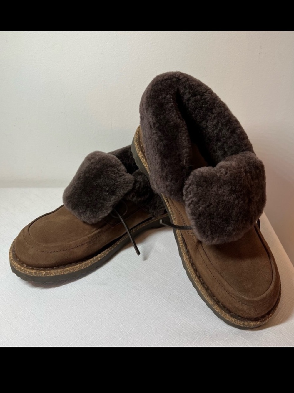 New Birkenstock Bakki shoes. brown. suede shearling lining. Size 40 or 9